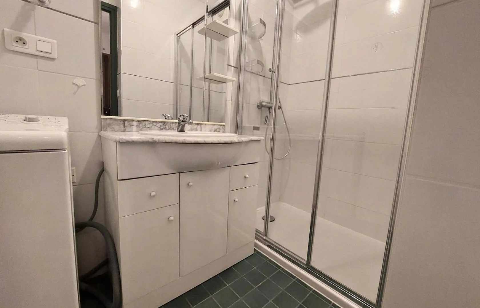 Residence Montcalm D - Mignon Logement, Tres Agreable Avec Piscine, Tennis ! Mae-6794 Aix-les-Bains 0*,  Fransa